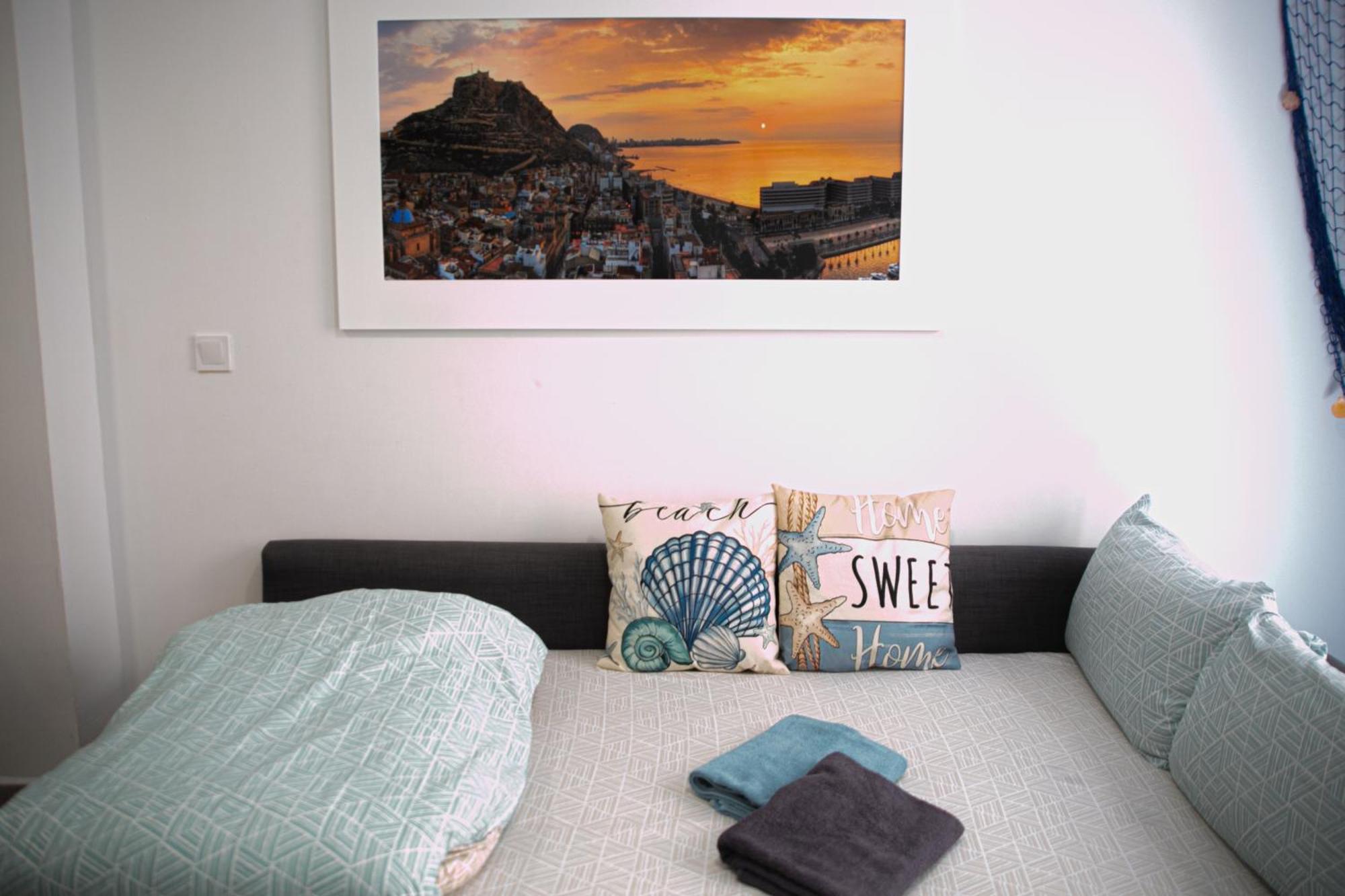 Charming Duplex - Historic Center - 7Min To Beach Alicante Ngoại thất bức ảnh